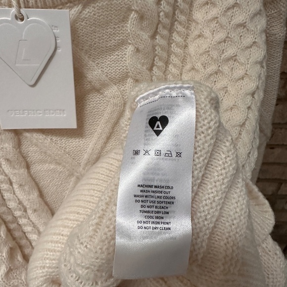 NEW AELFRIC EDEN SOLID COLOR CREW NECK SWEATER - Misses XXL - Picture 4 of 4